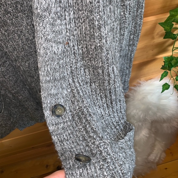 Abercrombie & Fitch Sweater - Picture 3 of 5